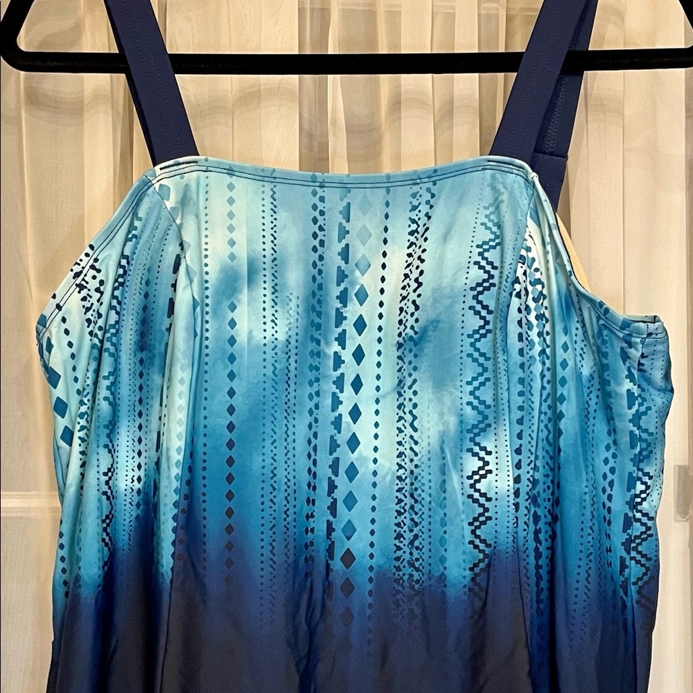 Meet.Curve Swim Dress 18